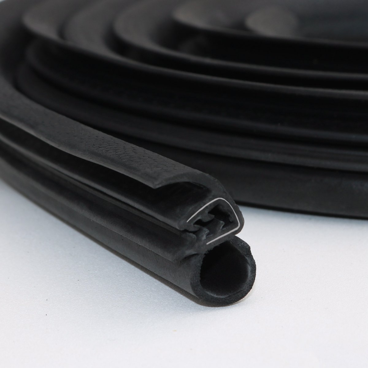 Kia Sorento Door Rubber Seal - Omac - 400 cm - '03-'09 Kia Sorento Door Rubber Seal - Omac - 400 cm - '03-'09
